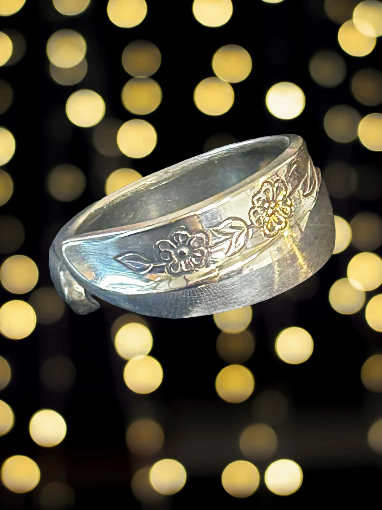 Classic Treasure 1962 Lady Catherine Pattern Spoon Ring
