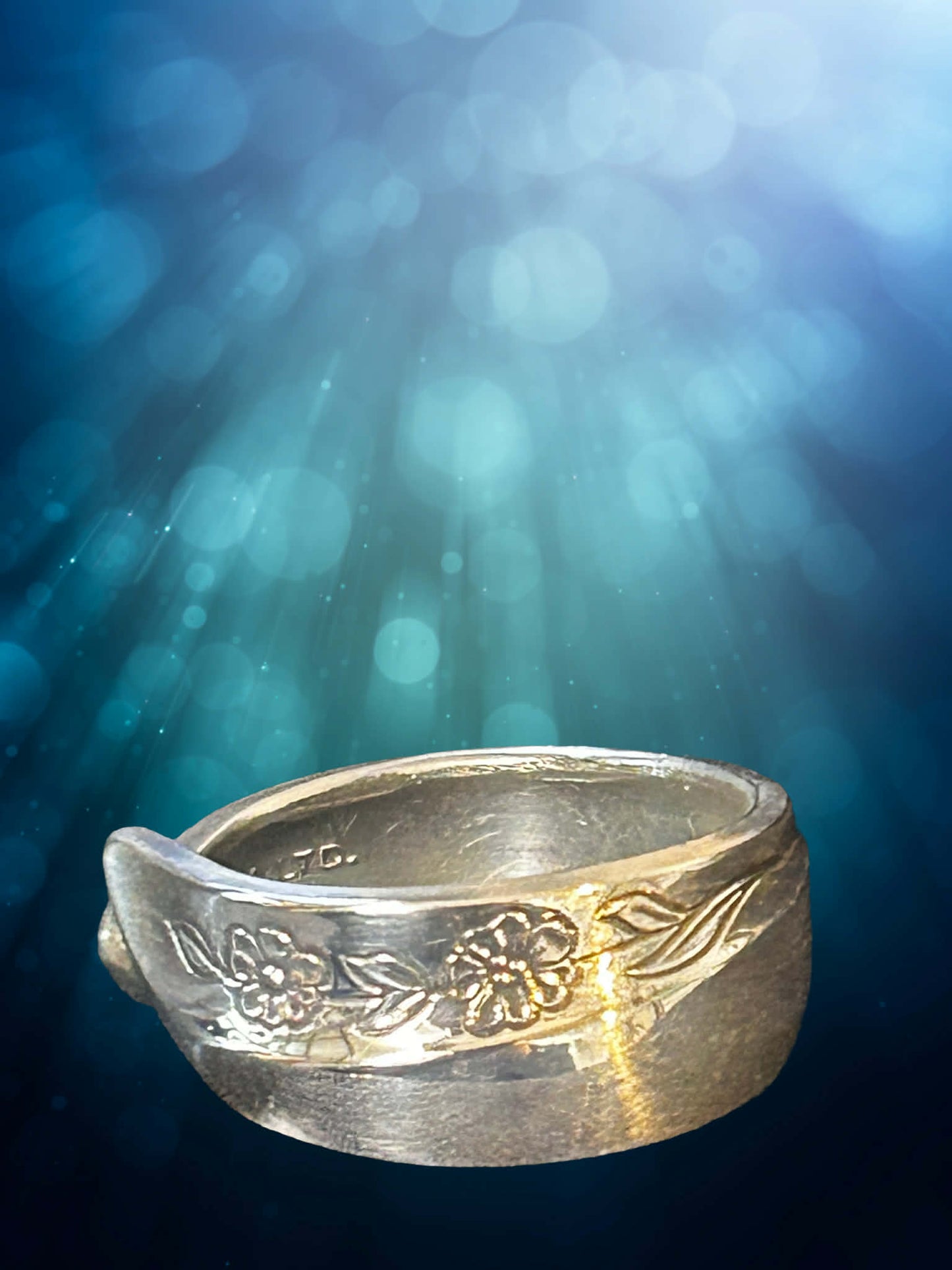 Classic Treasure 1962 Lady Catherine Pattern Spoon Ring